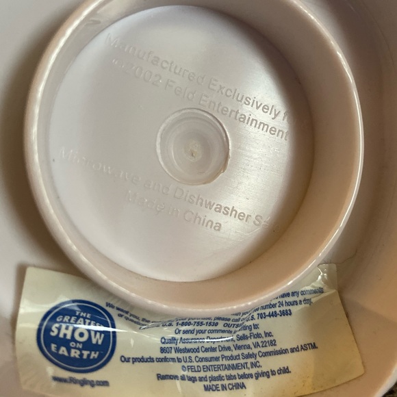 Disney/Other - Picture 5 of 8